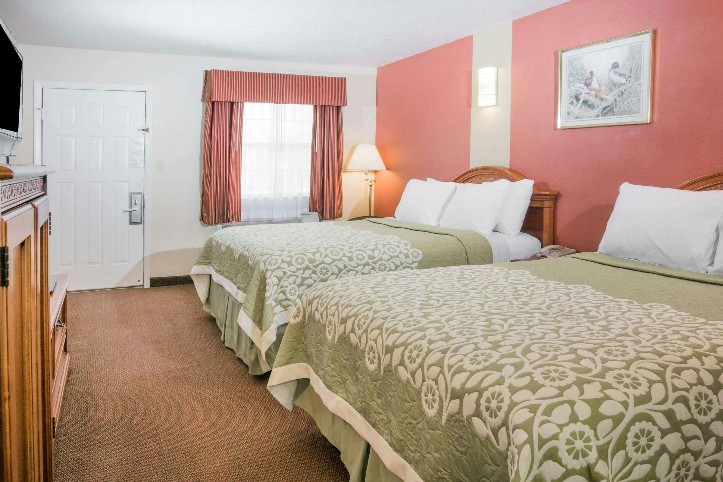 Hotel Days Inn by Wyndham Bastrop photo 4