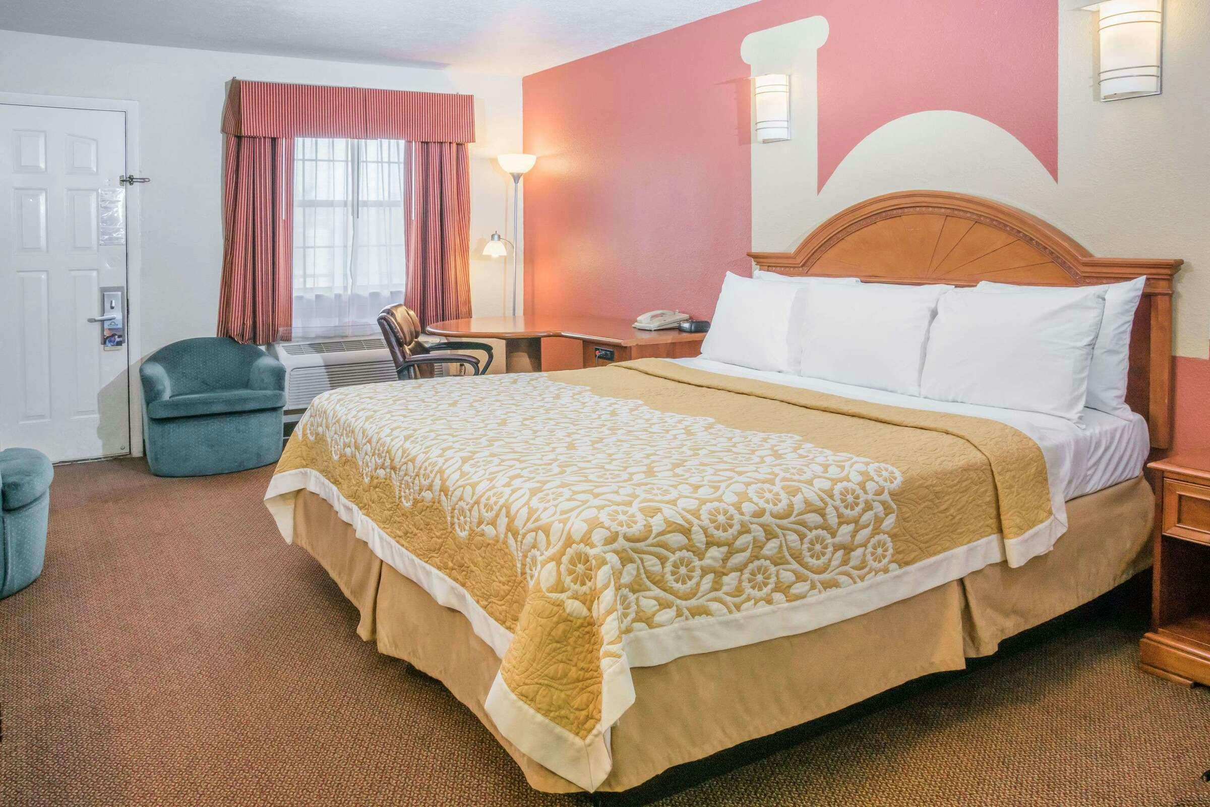 Hotel Days Inn by Wyndham Bastrop photo 5