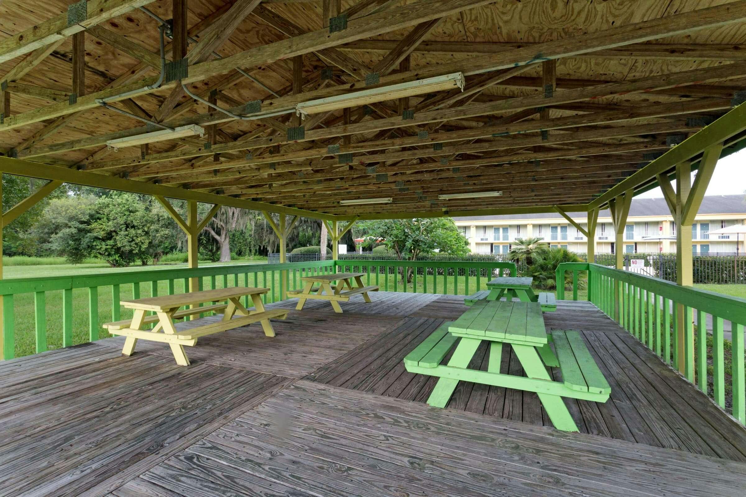 Hotel Days Inn by Wyndham Crystal River photo 1