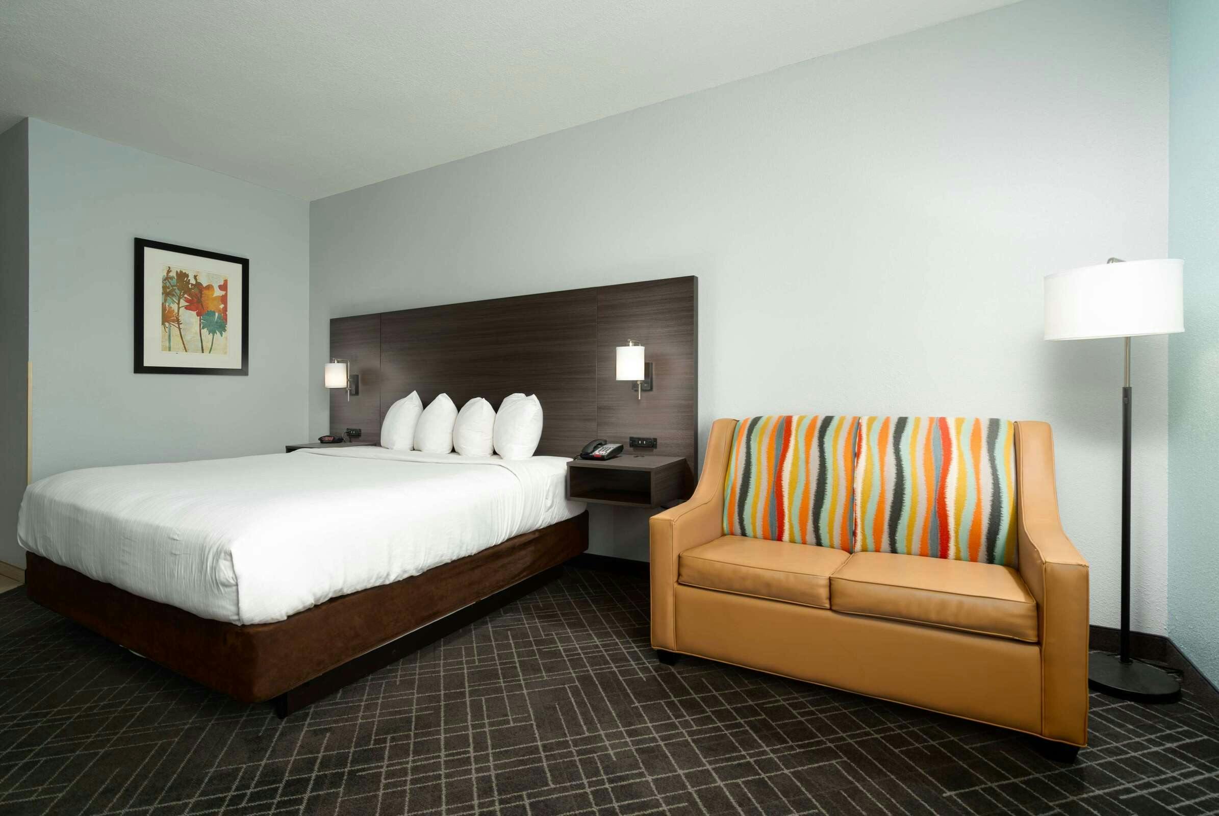 Hotel Baymont by Wyndham Augusta Riverwatch photo 4