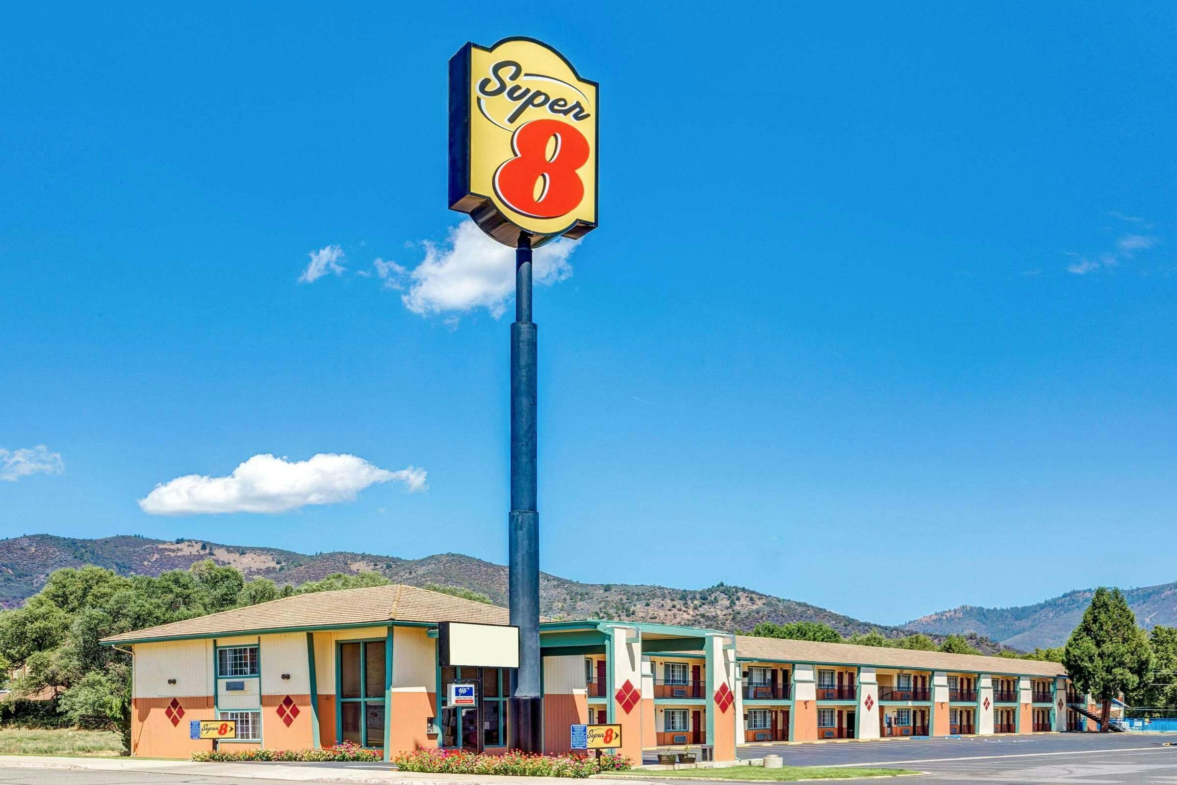 Super 8 Yreka