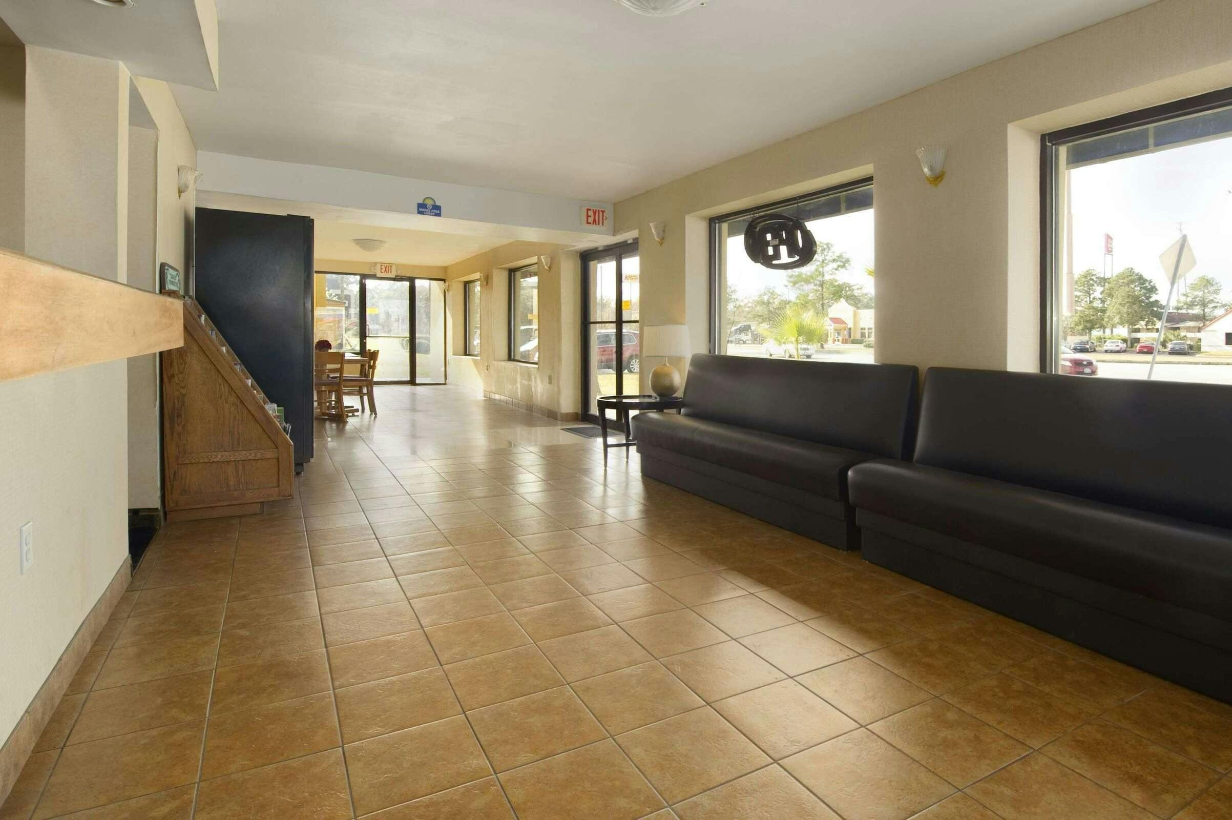 Hotel Days Inn Brunswick St Simons photo 1