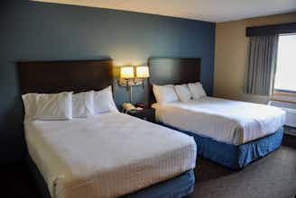 Hotel AmericInn by Wyndham Clear Lake photo 4