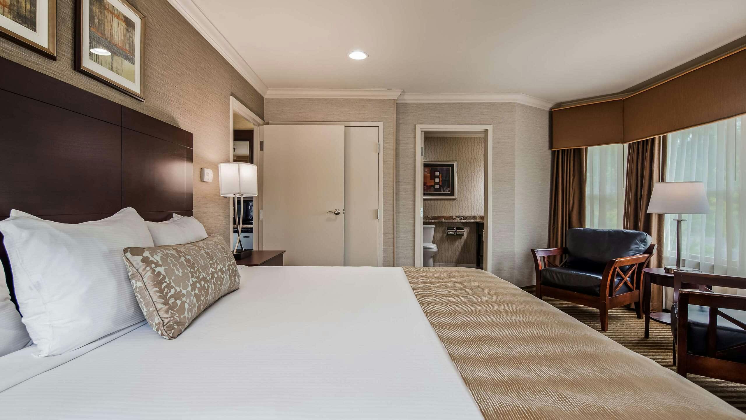 Hotel Inn At Mendenhall, Bw Premier Collection photo 5