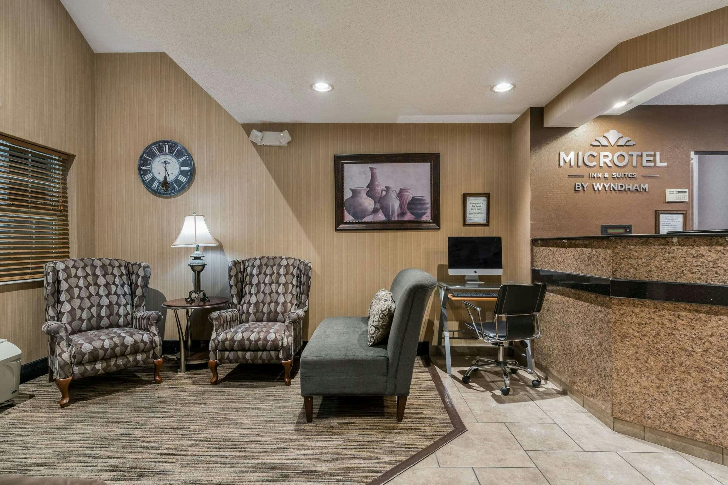 Hotel MTL Rochester N Mayo Clinic photo 5