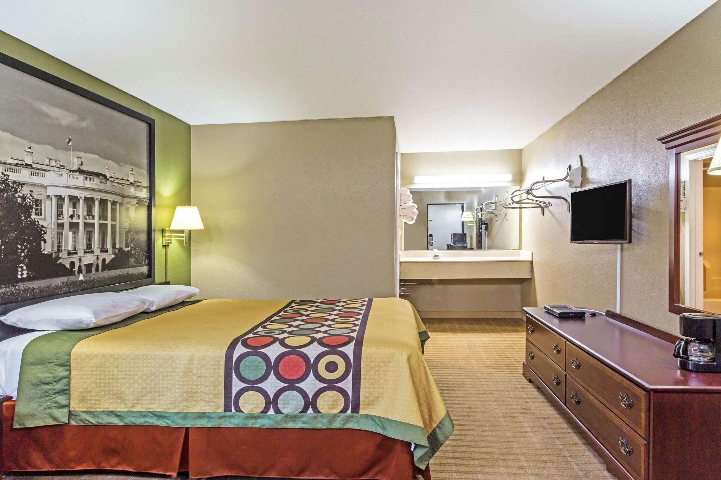 Hotel Super 8 Jessup/Baltimore Area photo 5