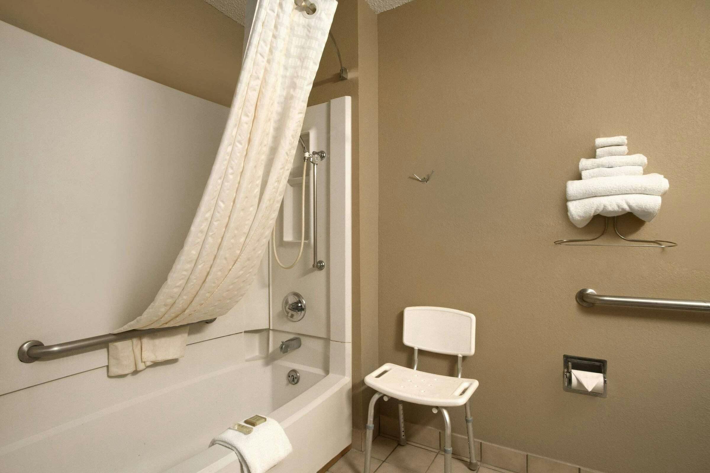 Hotel Super 8 Homewood Birmingham photo 2