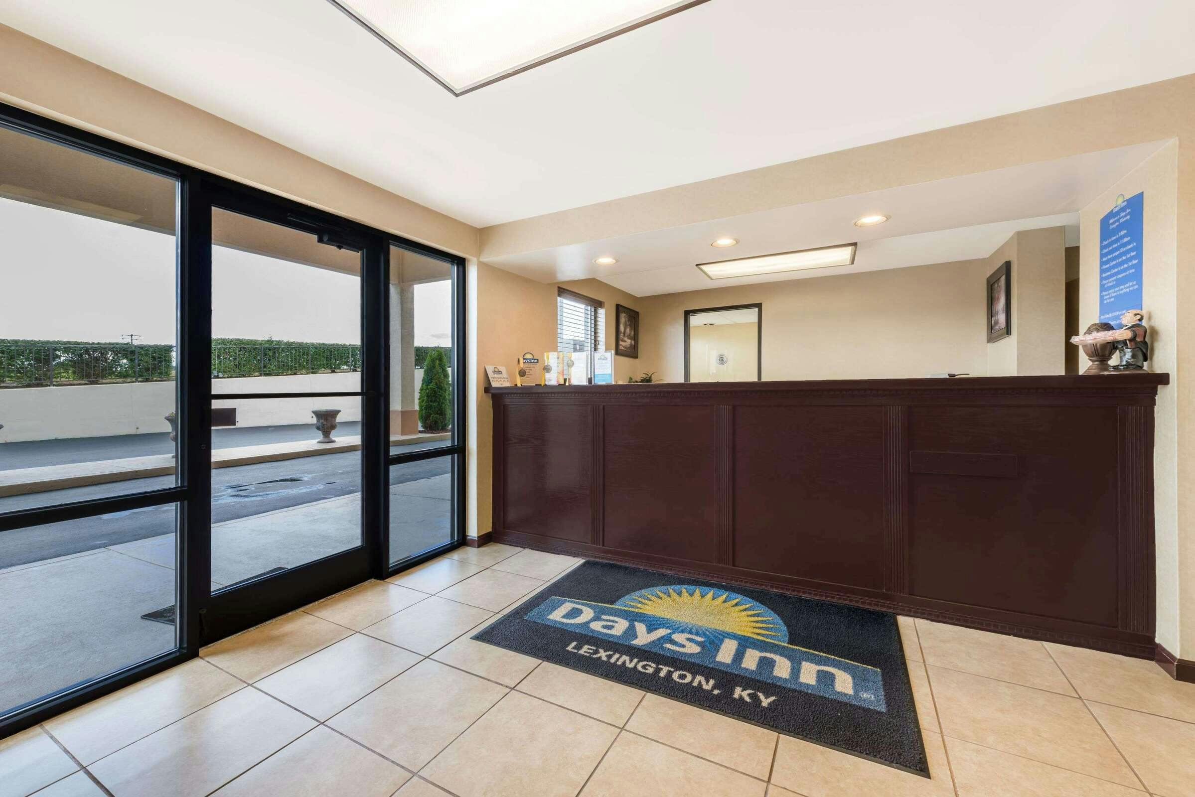 Hotel Days Inn by Wyndham Lexington South/Hamburg photo 1