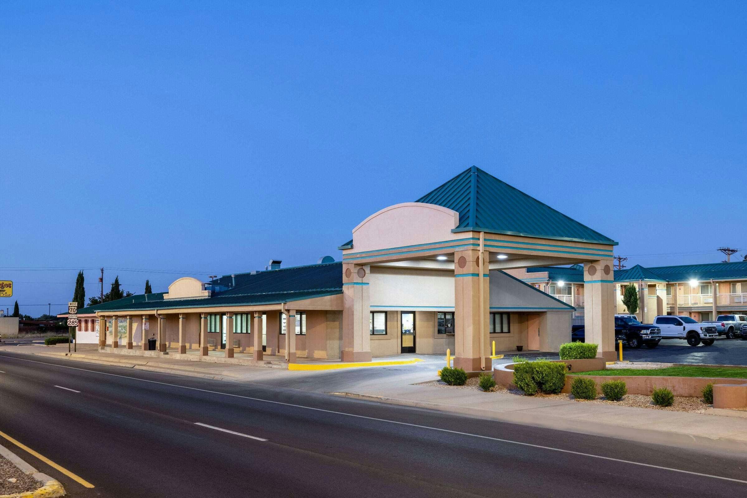 Hotel Days Inn by Wyndham Roswell photo 3