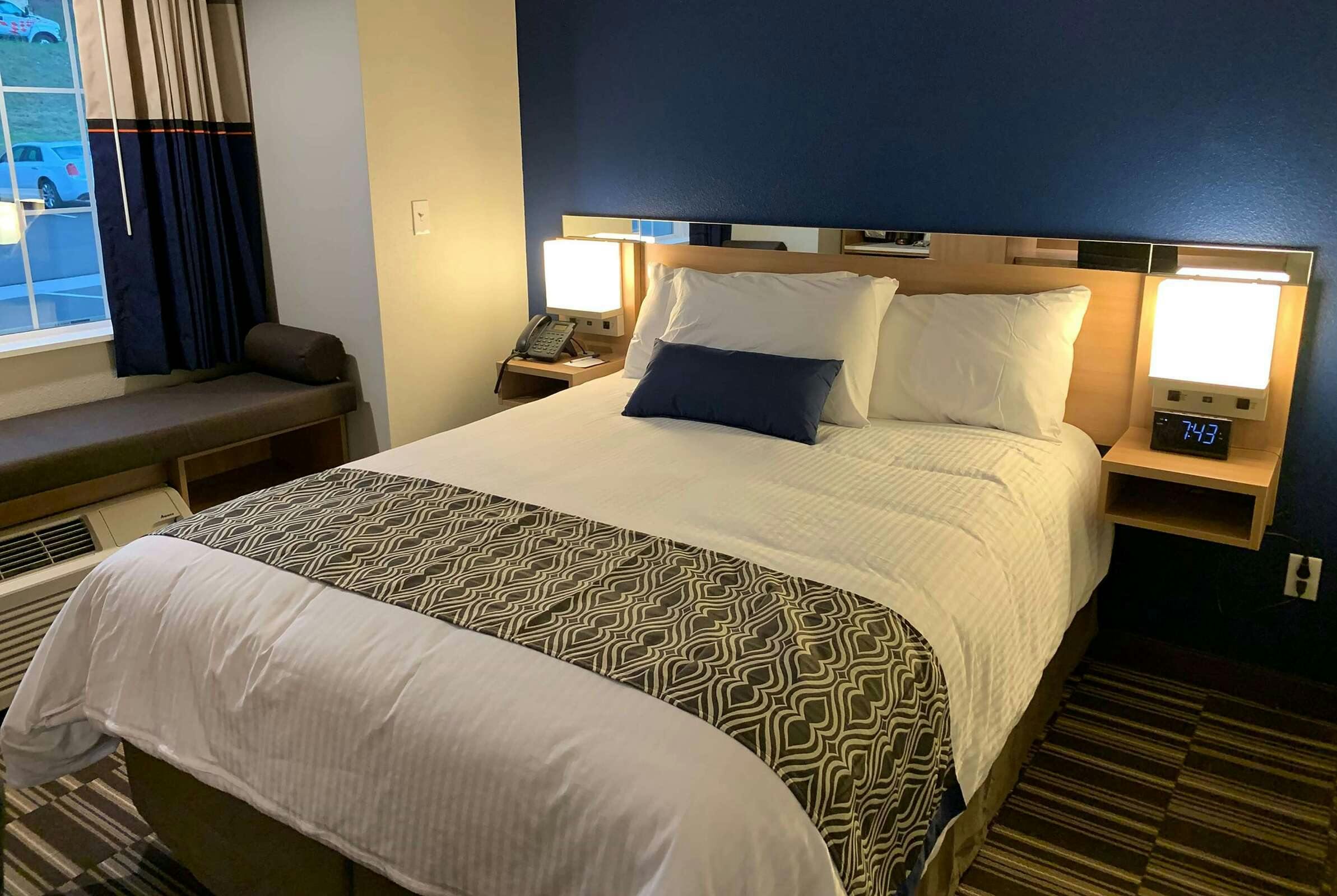 Hotel Microtel Woodland photo 1