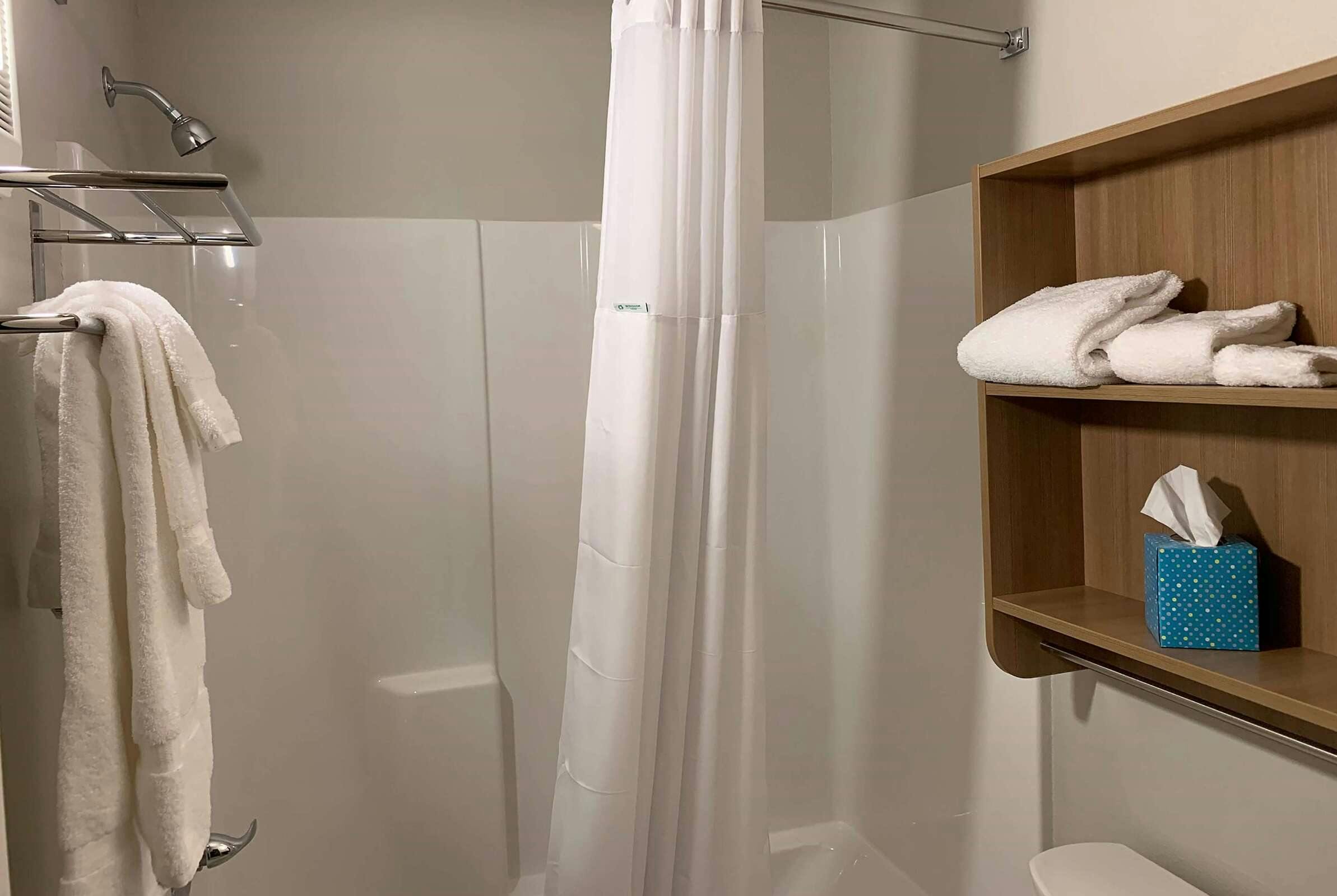 Hotel Microtel Woodland photo 5