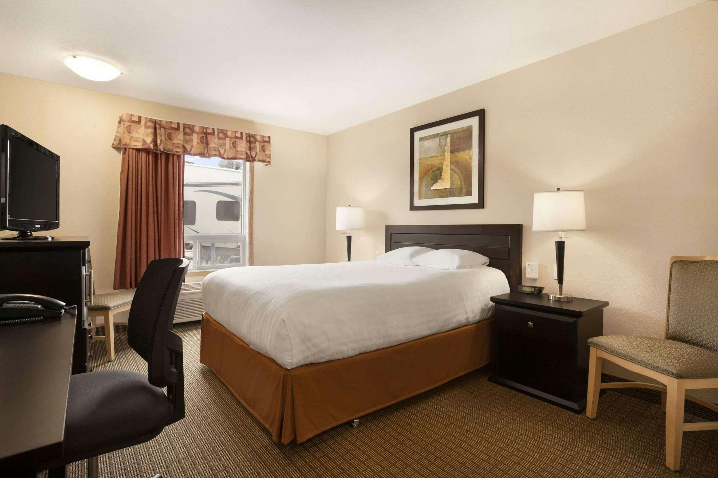 Hotel Super 8 Edmonton Intl Arpt photo 1