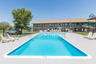 Hotel Days Inn by Wyndham Hays photo 2