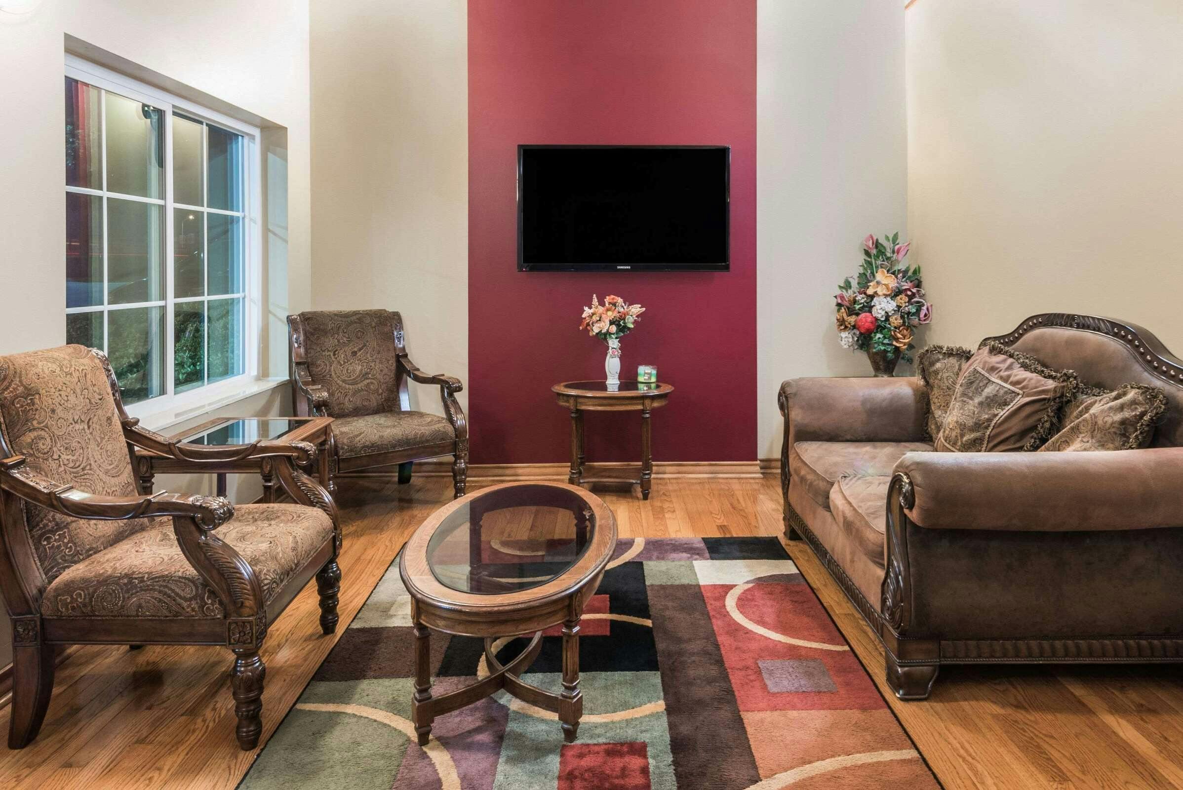 Hotel Super 8 by Wyndham Fort Worth North photo 1