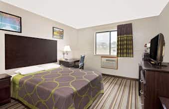 Hotel Super 8 by Wyndham Waynesboro photo 3