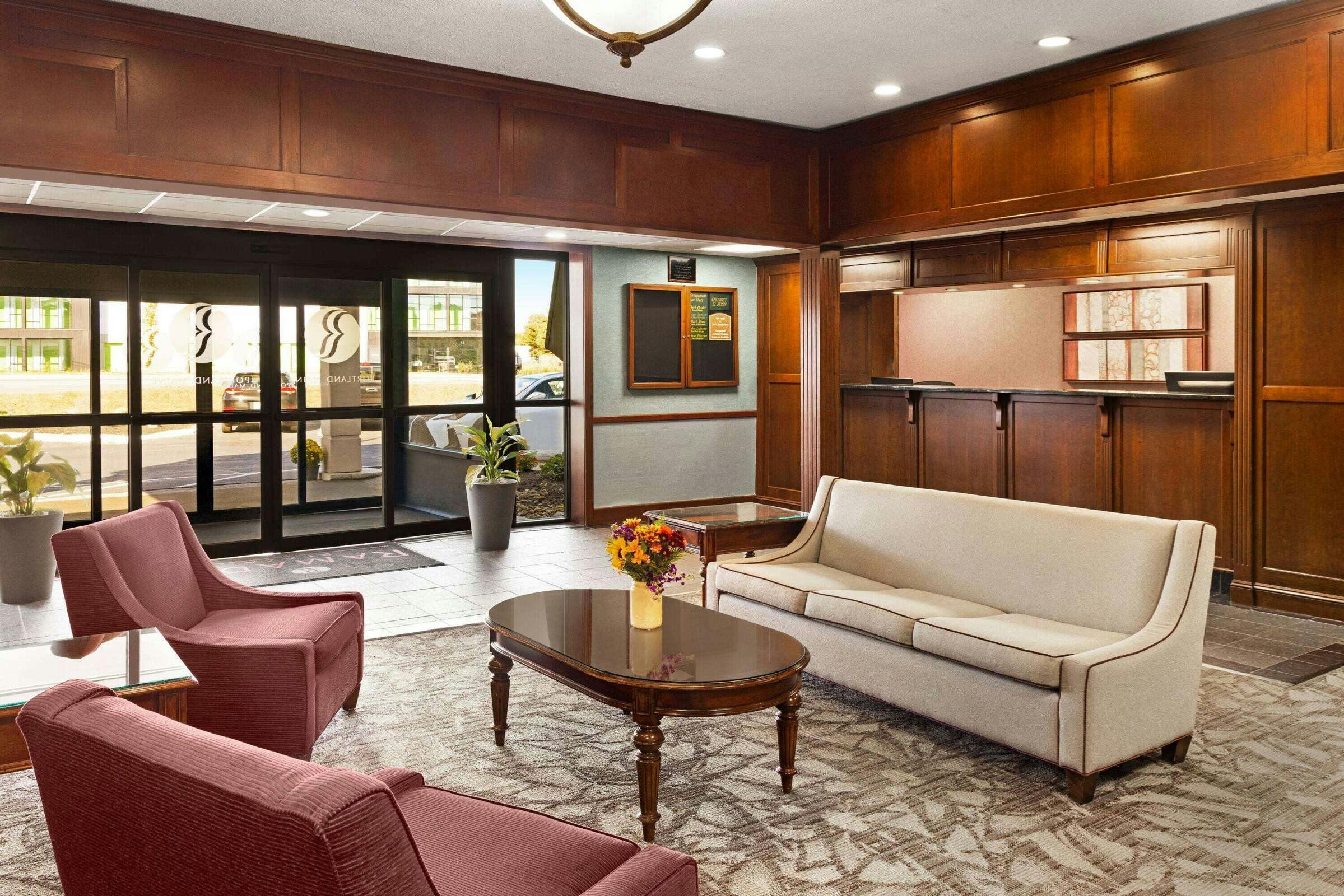 Hotel Ramada Plaza Portland photo 4