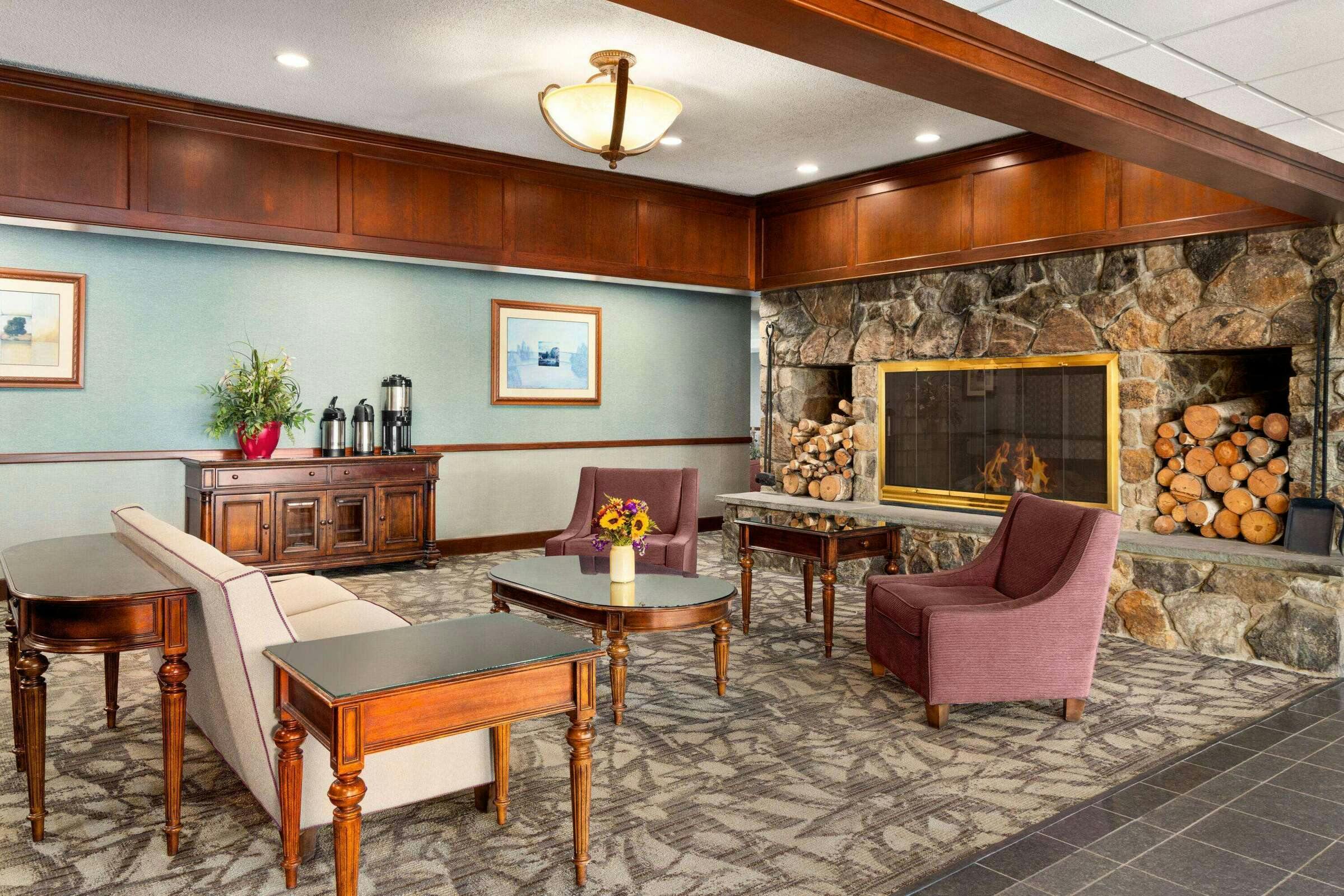 Hotel Ramada Plaza Portland photo 5