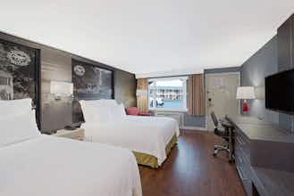 Hotel Super 8 Sturbridge MA photo 4