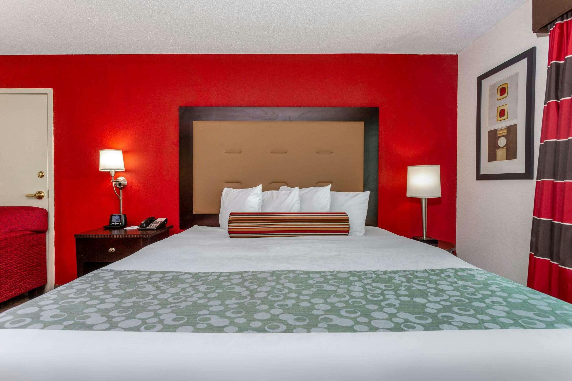 Hotel Wingate by Wyndham Macon I-75 photo 5