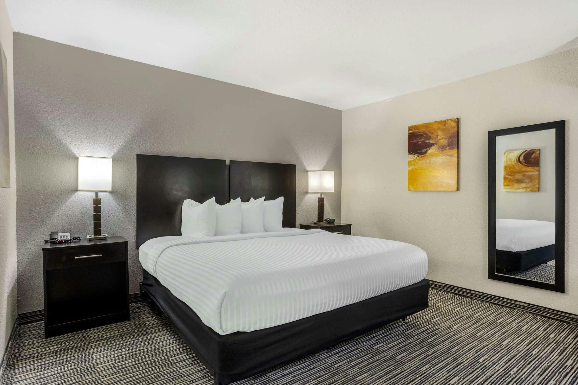 Hotel Best Western Plus Jonesboro Inn and Suites photo 4