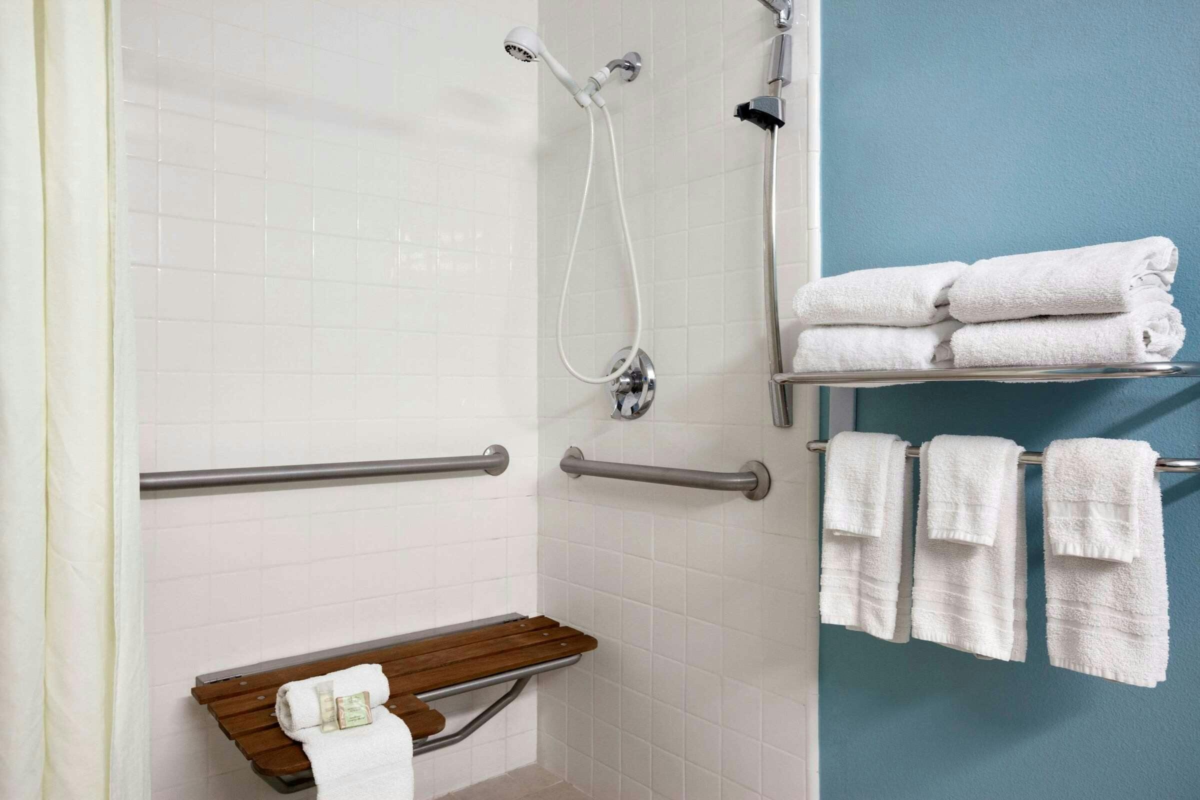 Hotel Super 8 by Wyndham Indio photo 4