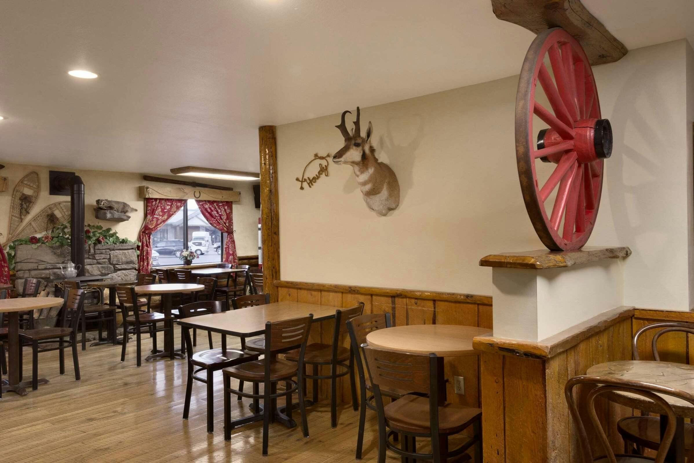Hotel Super 8 Jackson Hole photo 5