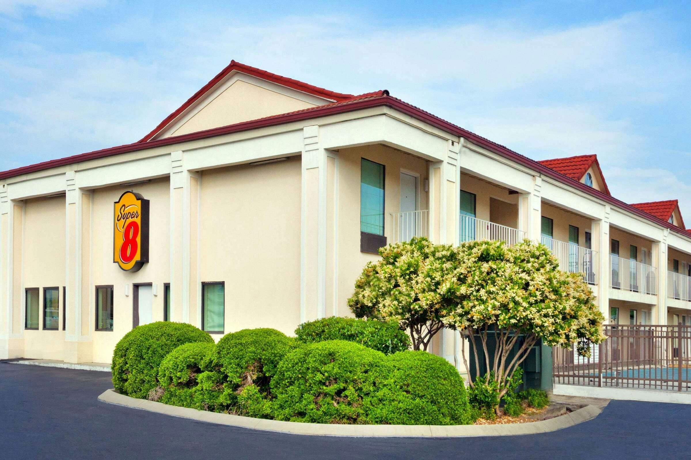 Hotel Super 8 Ringgold/Chattanooga photo 1