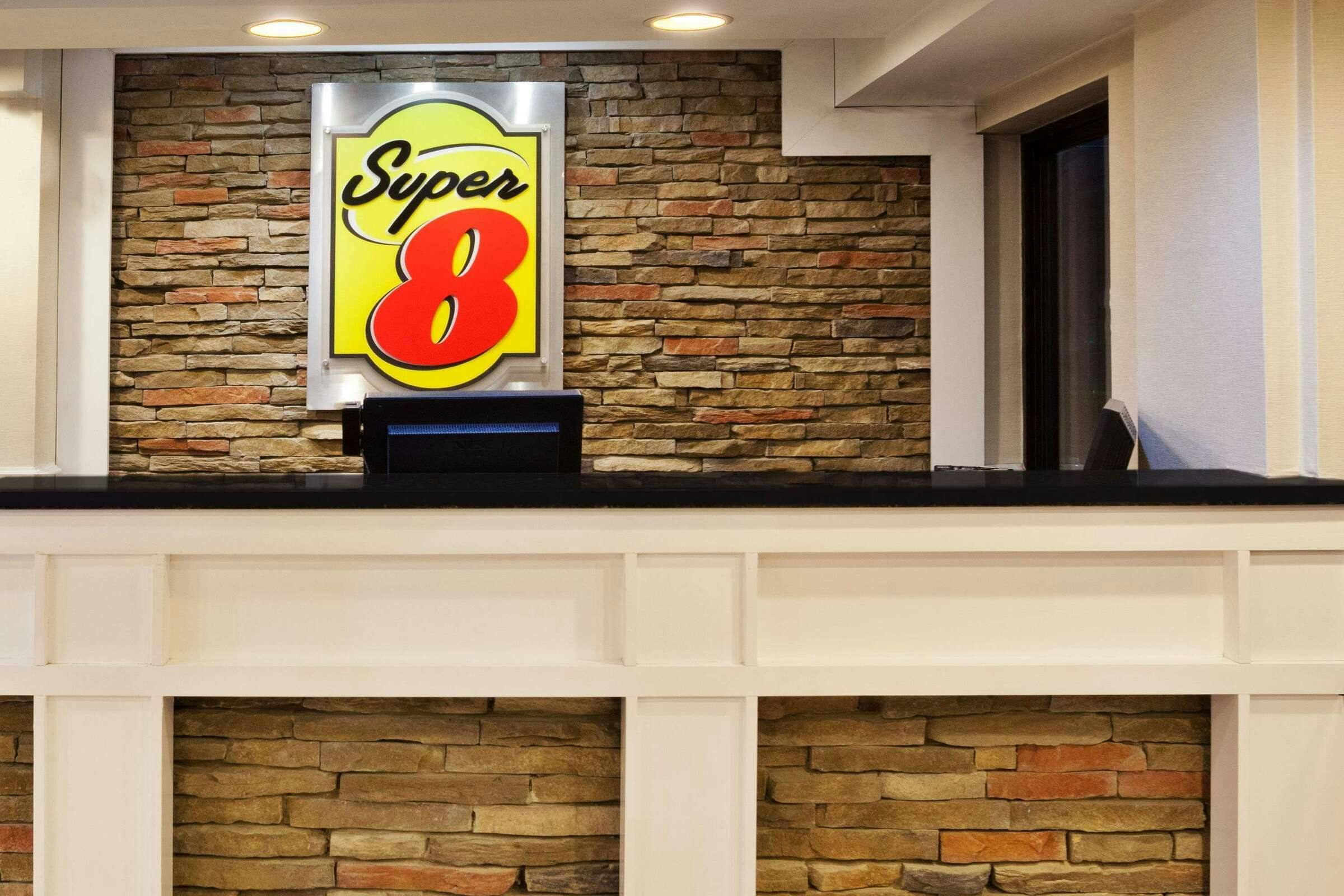 Hotel Super 8 Ringgold/Chattanooga photo 2