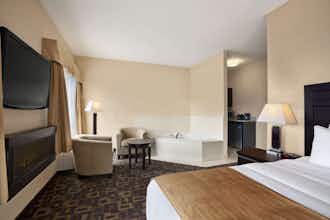 Hotel Days Inn & Suites by Wyndham Winnipeg Airport Manitoba photo 4