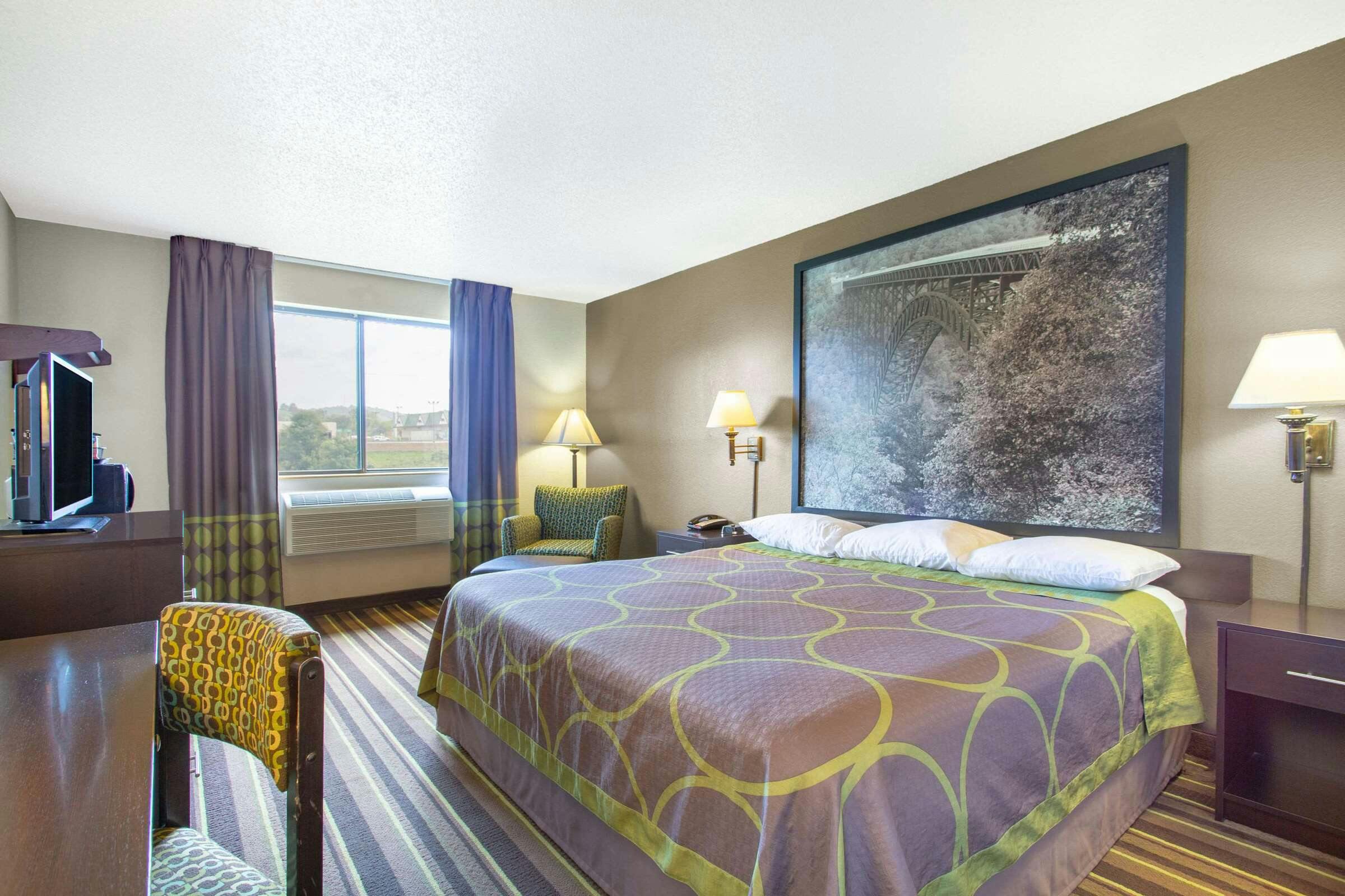 Hotel Super 8 Weston WV photo 2