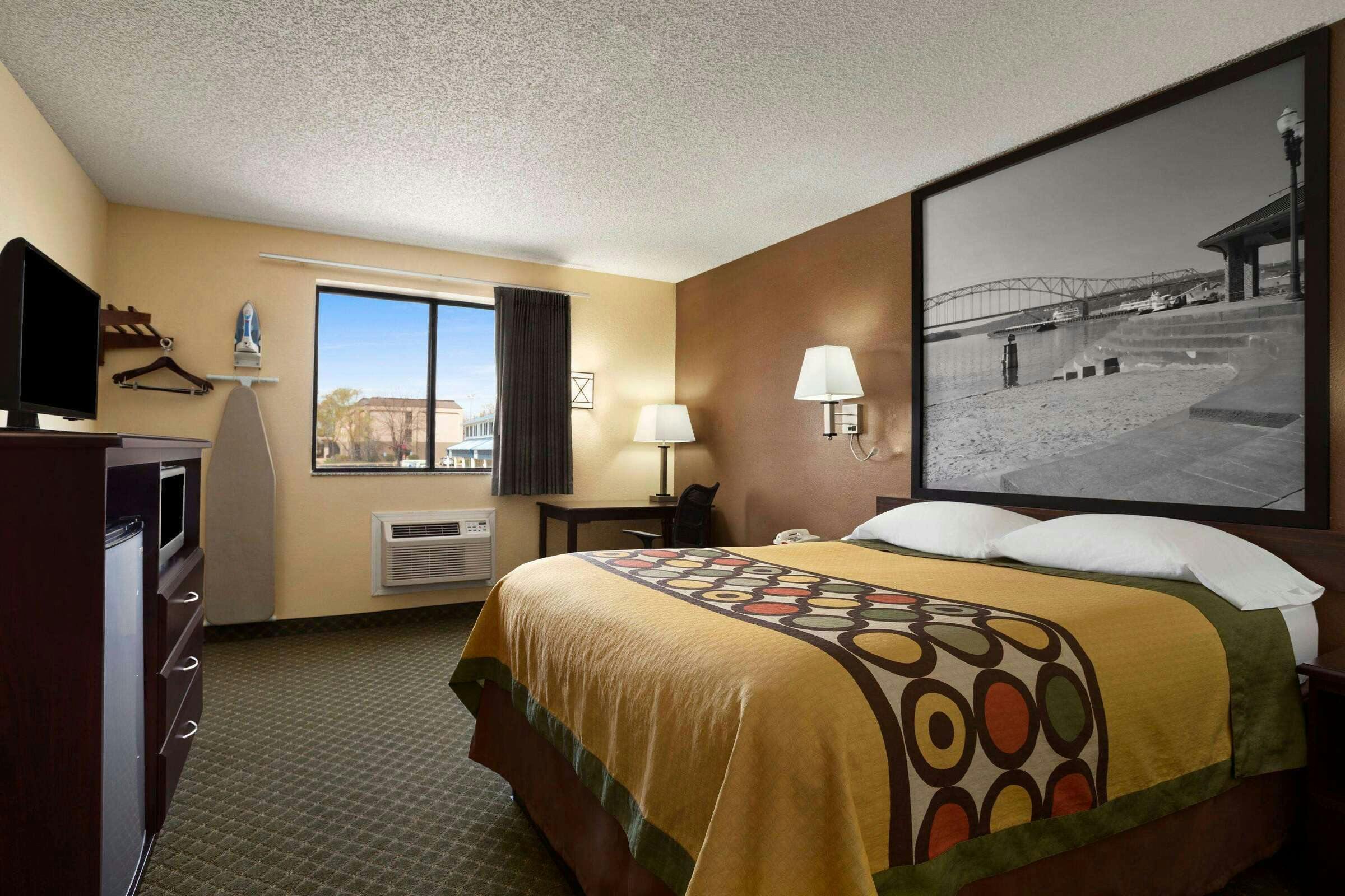 Super 8 Cedar Rapids