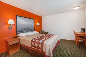 Hotel Super 8 Cloverdale Wine Ctry photo 2