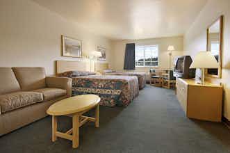 Hotel Super 8 Ava photo 3