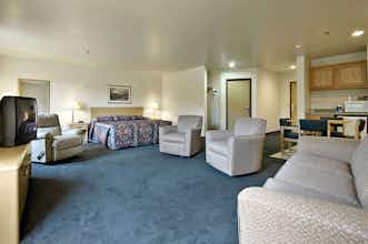 Hotel Super 8 Ava photo 4