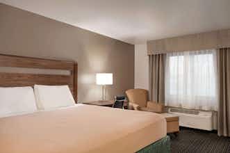 Hotel Baymont Buffalo photo 1