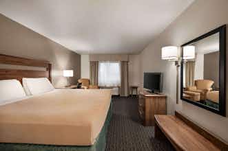 Hotel Baymont Buffalo photo 2
