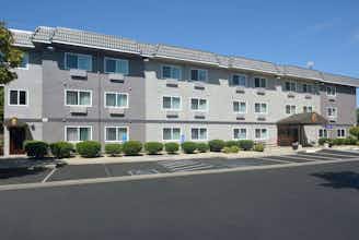 Hotel Super 8 Chico photo 1