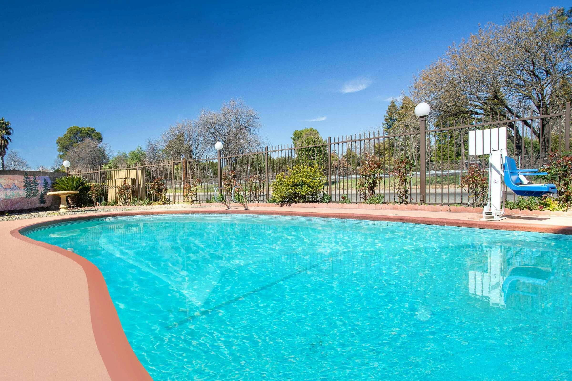 Hotel Super 8 Chico photo 3