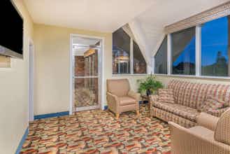 Hotel Howard Johnson by Wyndham Bangor photo 1