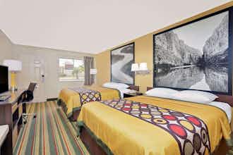 Hotel Super 8 Byron/South Macon photo 3