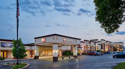 Best Western Plus Milwaukee Airport