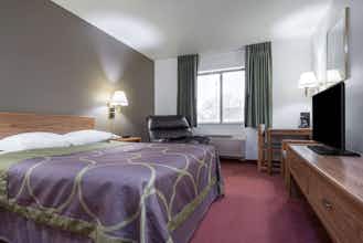 Hotel Super 8 by Wyndham Fond Du Lac photo 5