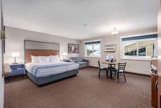 Hotel AmericInn NRichmond photo 2