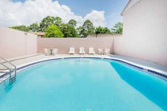Hotel Super 8 Fort Walton Beach FL photo 1