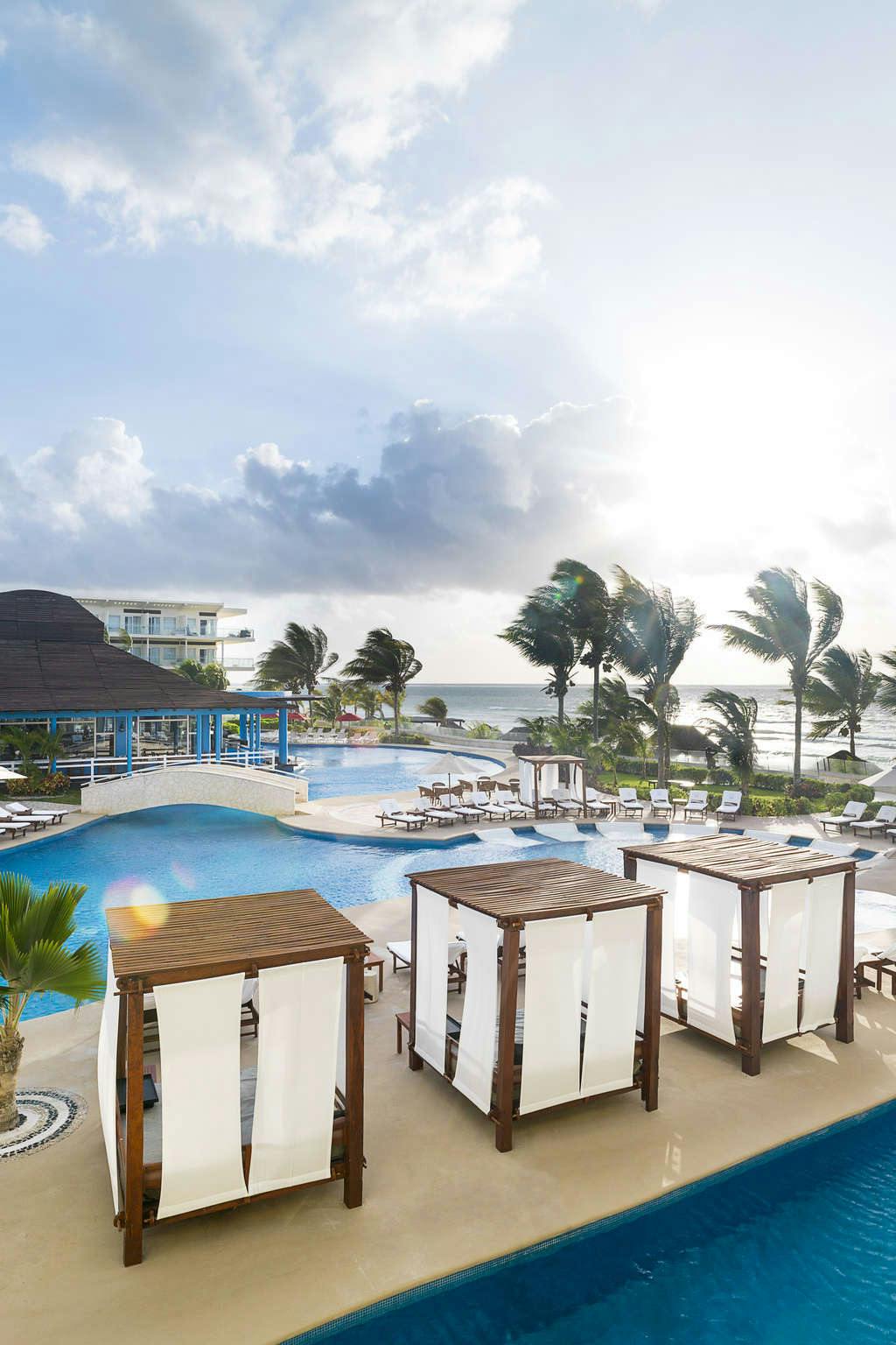 Hotel Azul Beach Resort Riviera Cancun, Gourmet All Inclusive by Karisma photo 1