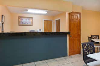 Hotel Super 8 Chipley photo 2