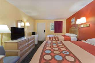 Hotel Super 8 Chipley photo 5