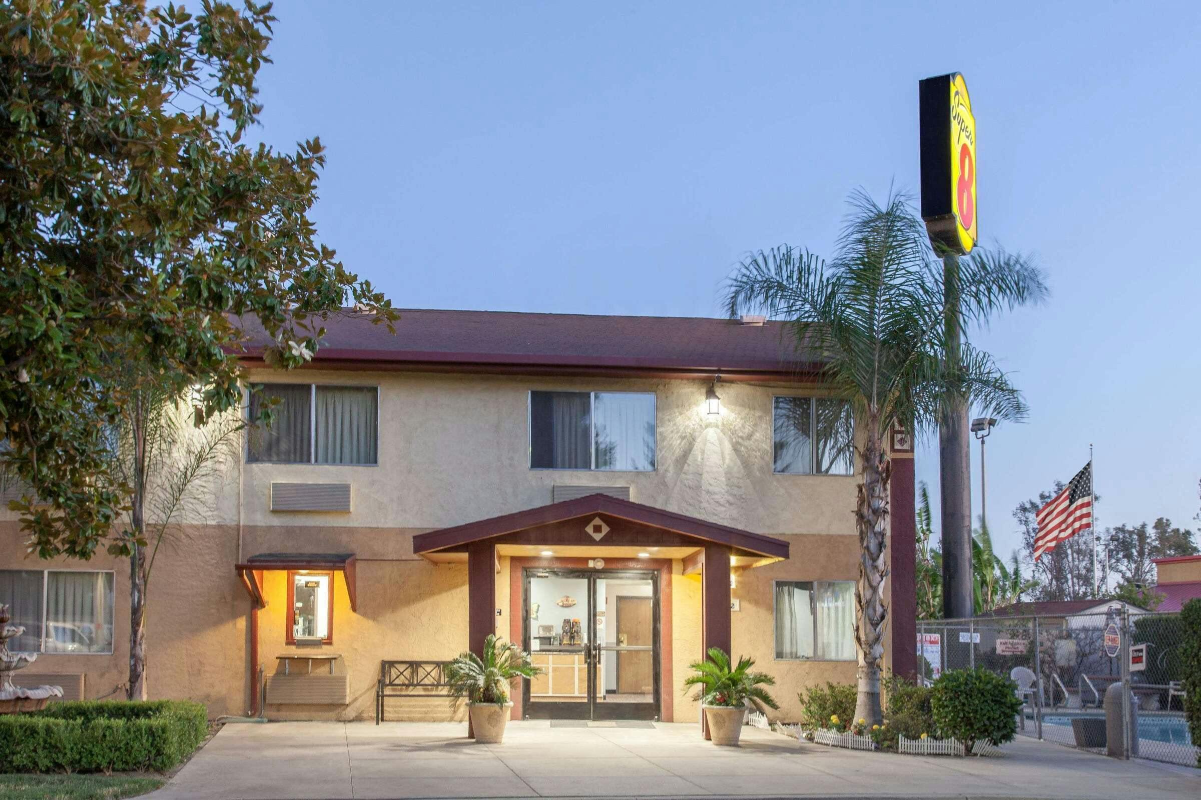 Super 8 Selma Fresno Area