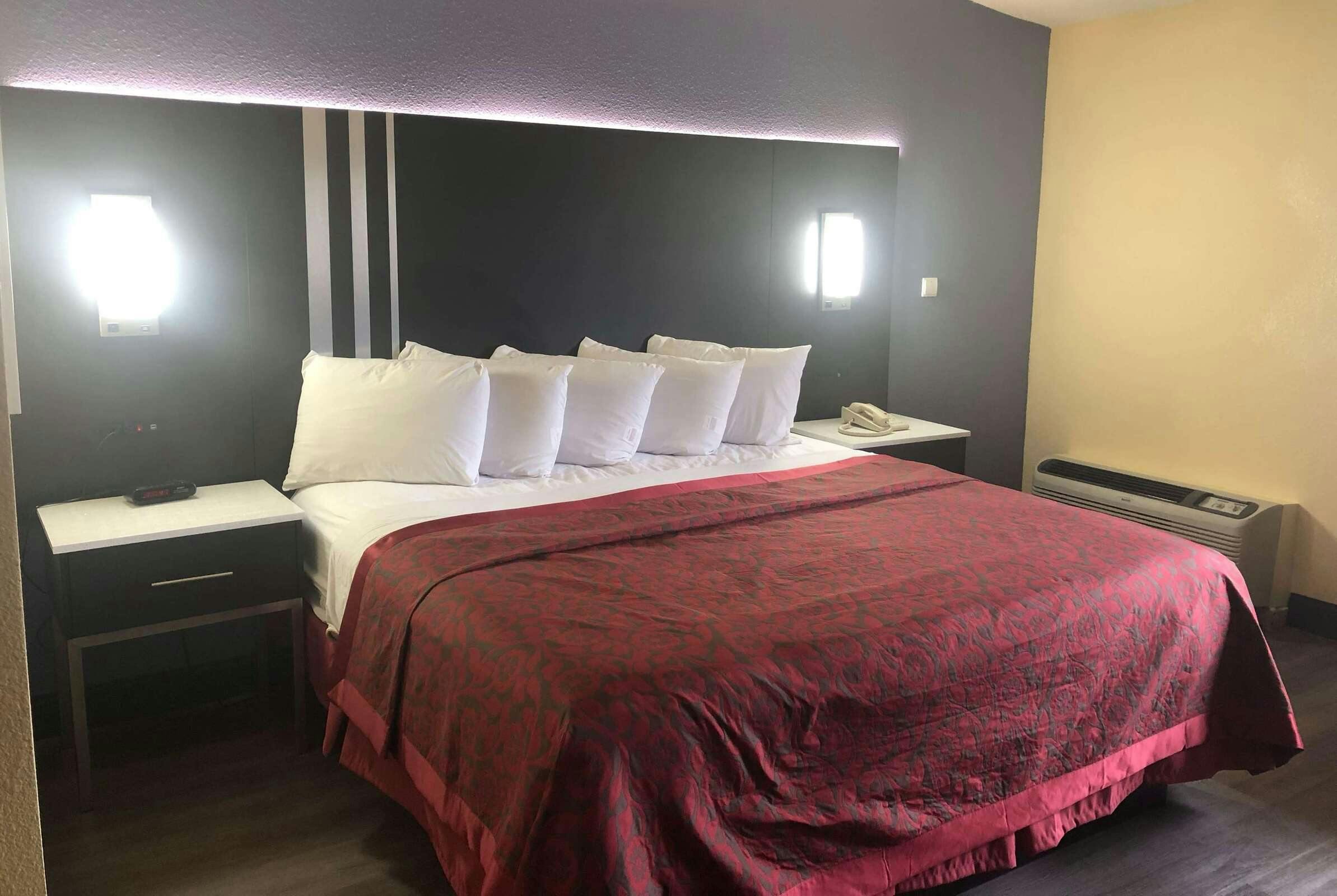 Hotel Days Inn Grove City photo 3