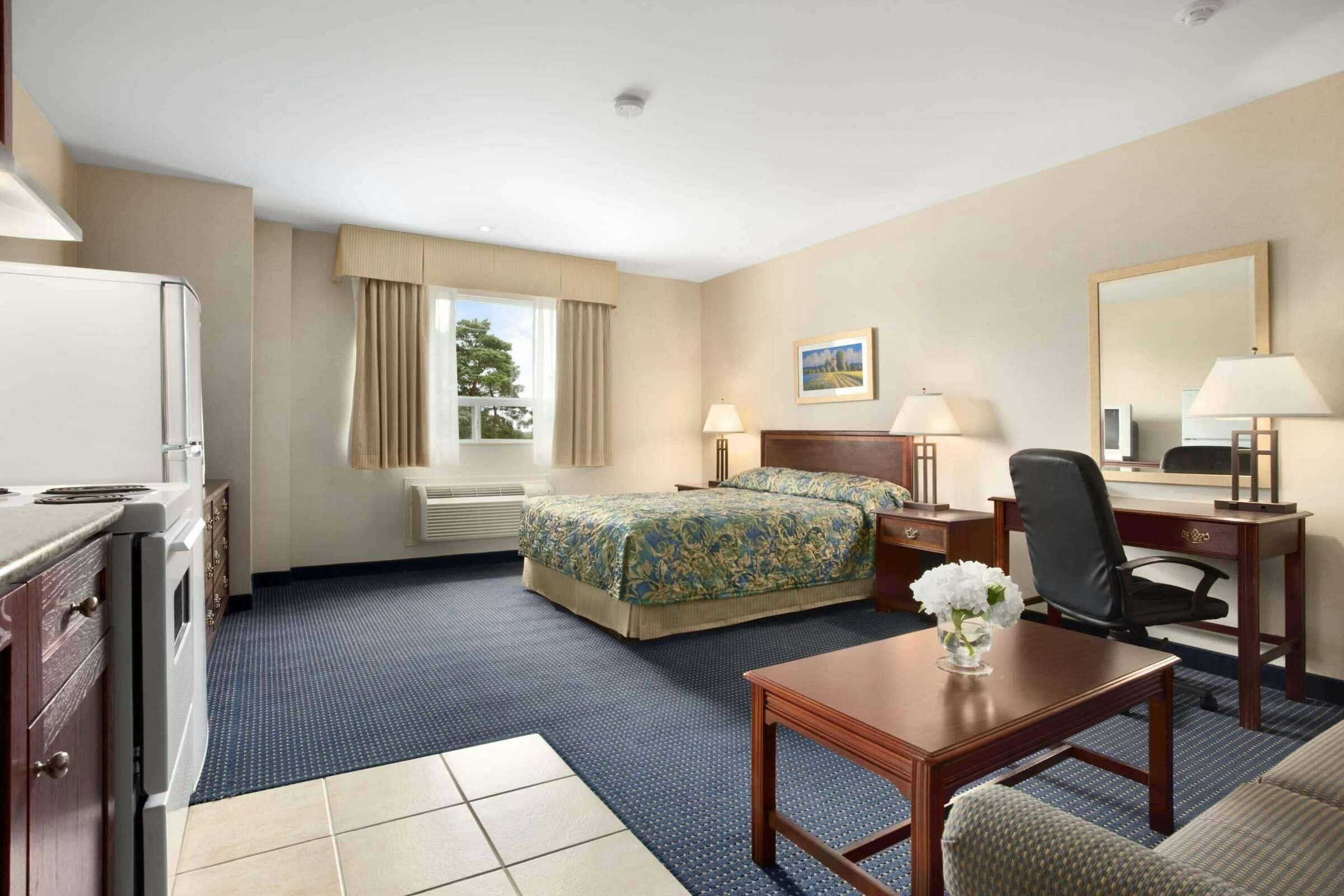 Hotel Travelodge Trenton photo 2